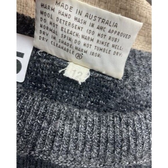 VTG Hysport Australia Pure Wool Downunder CrewNeck Sweater Women Size AU12/US8 - Picture 3 of 11